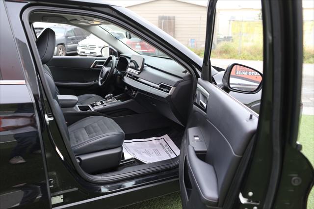 2024 Mitsubishi Outlander Unknown