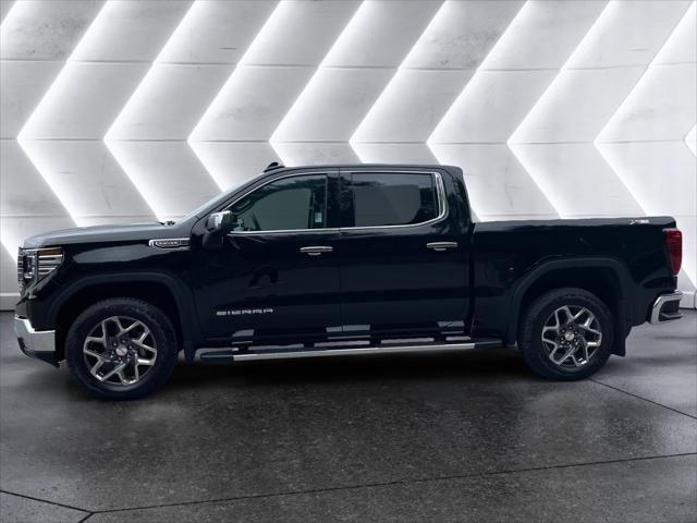 2026 GMC Sierra 1500 Crew Cab, Short Bed, SLT, 4WD