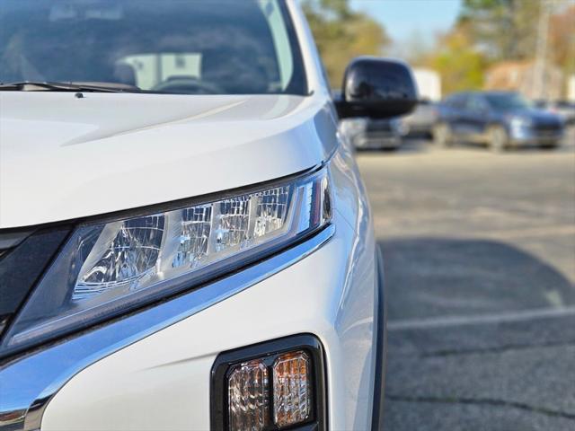 2026 Mitsubishi Outlander Sport 2.0 LE