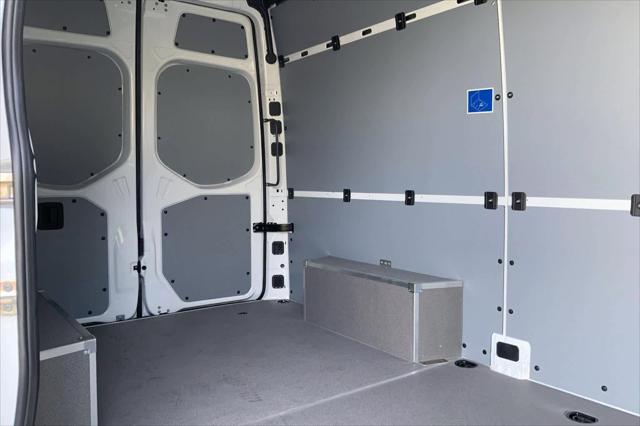 2026 Mercedes-Benz Sprinter 2500 Standard Roof 4-Cyl Diesel HO