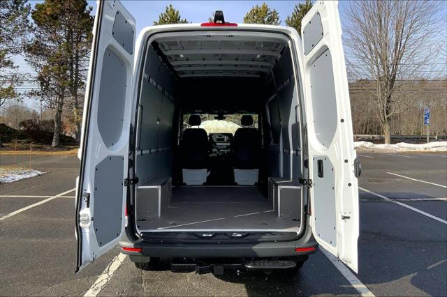 2026 Mercedes-Benz Sprinter 2500 Standard Roof 4-Cyl Diesel HO