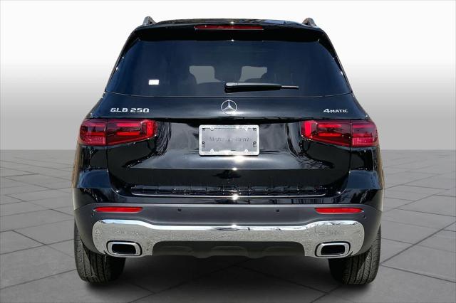 2026 Mercedes-Benz GLB 4MATIC