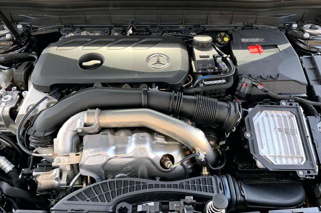 2026 Mercedes-Benz GLB 4MATIC