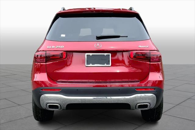 2026 Mercedes-Benz GLB 4MATIC