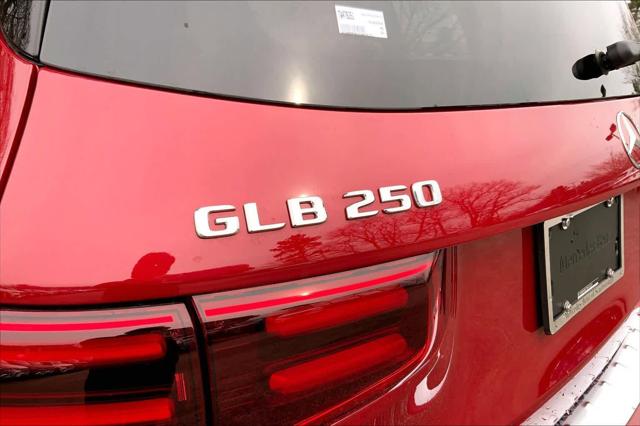 2026 Mercedes-Benz GLB 4MATIC
