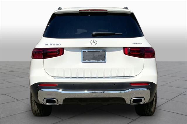 2026 Mercedes-Benz GLB 4MATIC