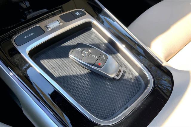 2026 Mercedes-Benz GLB 4MATIC