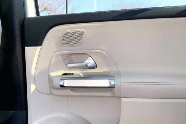 2026 Mercedes-Benz GLB 4MATIC