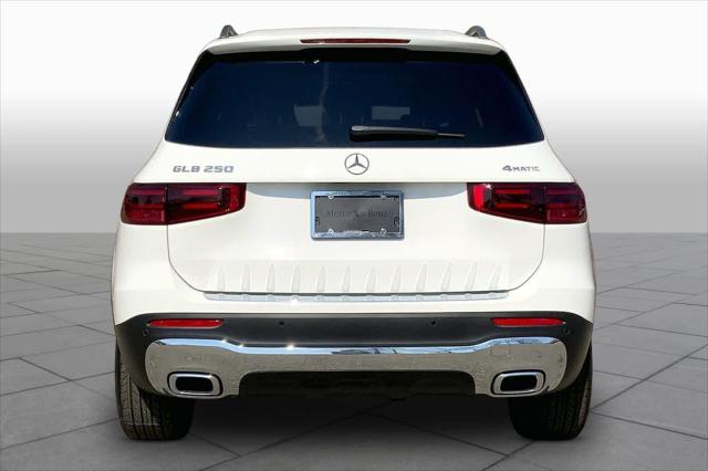 2026 Mercedes-Benz GLB 4MATIC