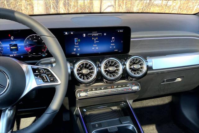 2026 Mercedes-Benz GLB 4MATIC