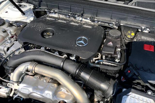 2026 Mercedes-Benz GLB 4MATIC