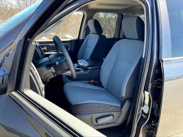 2024 Ram 1500 Classic SLT Quad Cab 4x4 6'4" Box
