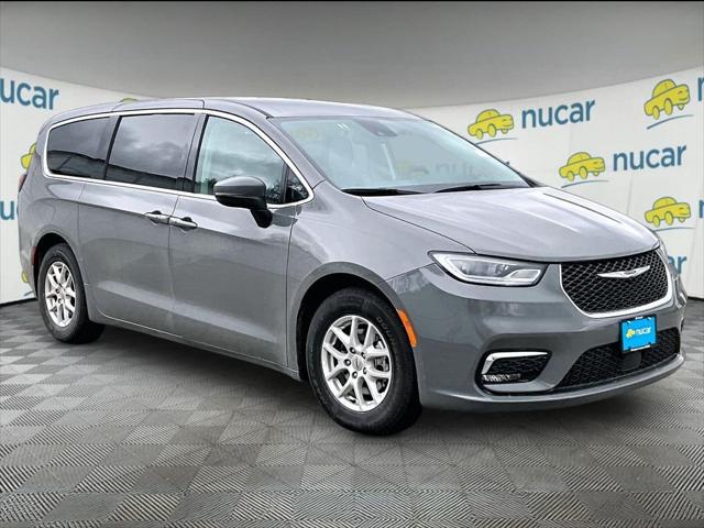 2023 Chrysler Pacifica Touring L for sale in Norwood, MA