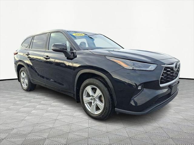 2024 Toyota Highlander LE for sale in Norwood, MA