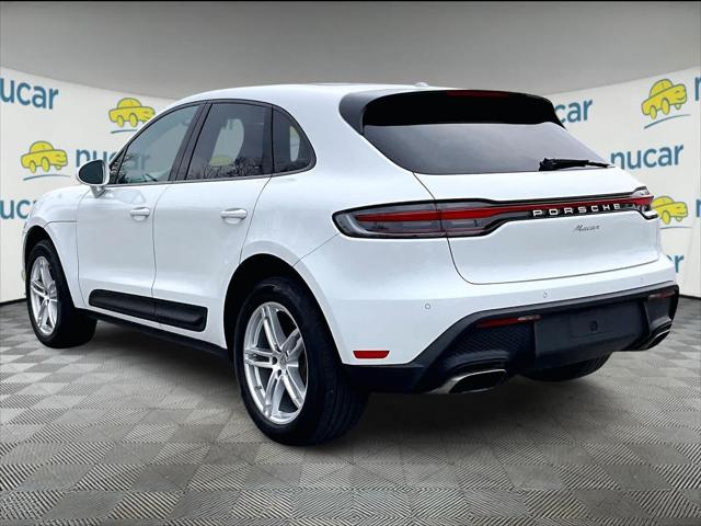 2023 Porsche Macan T