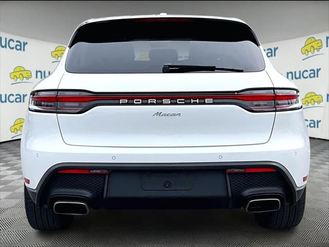 2023 Porsche Macan T