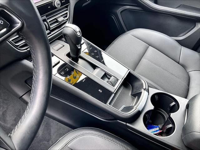 2023 Porsche Macan T