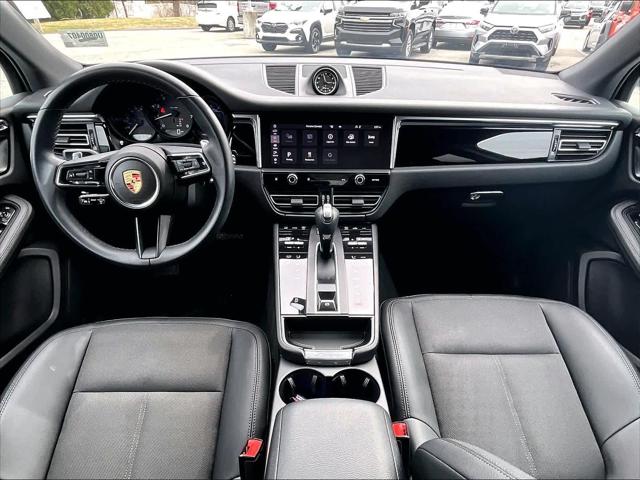 2023 Porsche Macan T