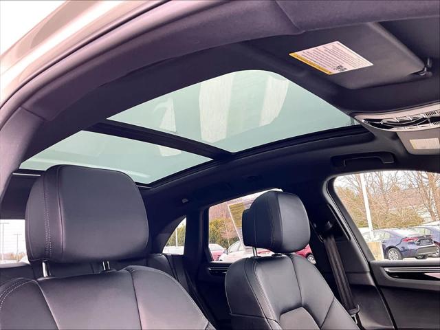 2023 Porsche Macan T