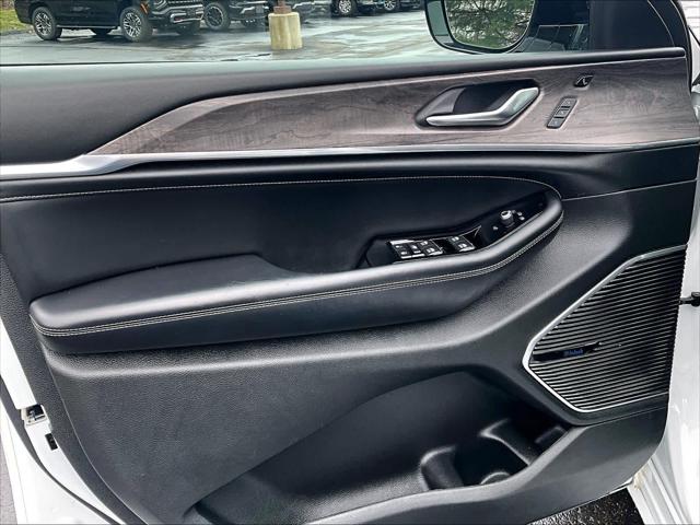 2022 Jeep Grand Cherokee Overland 4x4