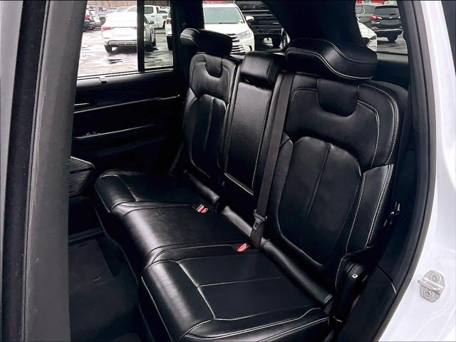 2022 Jeep Grand Cherokee Overland 4x4