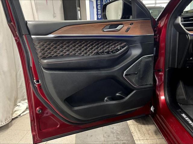 2022 Jeep Grand Cherokee Summit 4x4