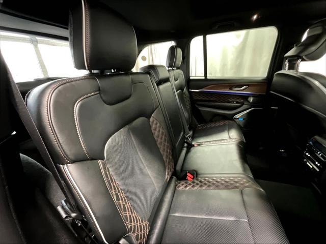 2022 Jeep Grand Cherokee Summit 4x4