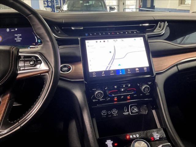 2022 Jeep Grand Cherokee Summit 4x4