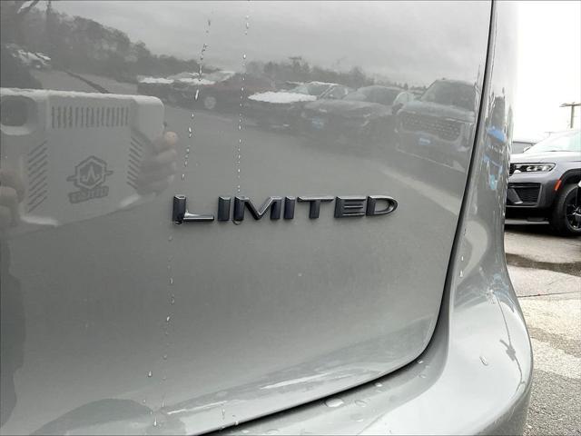 2025 Chrysler Pacifica Limited