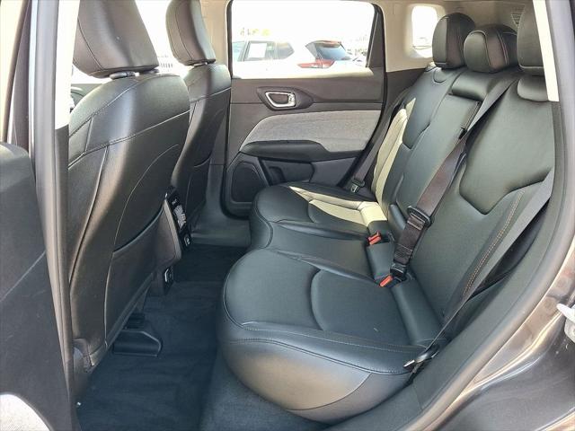 2022 Jeep Compass Latitude Lux 4x4