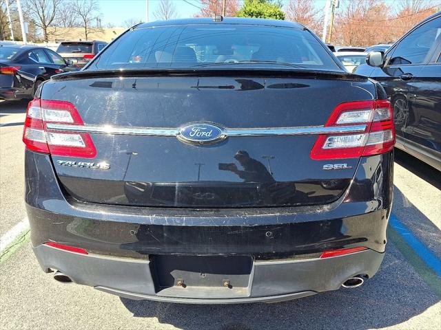 2017 Ford Taurus SEL