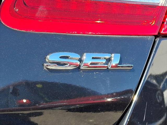 2017 Ford Taurus SEL