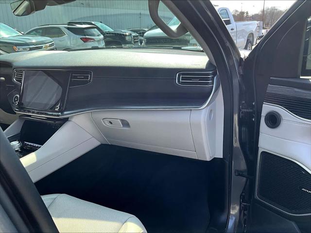 2023 Jeep Wagoneer Series II 4x4