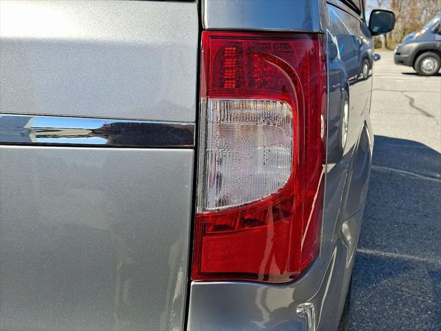 2016 Chrysler Town & Country Touring
