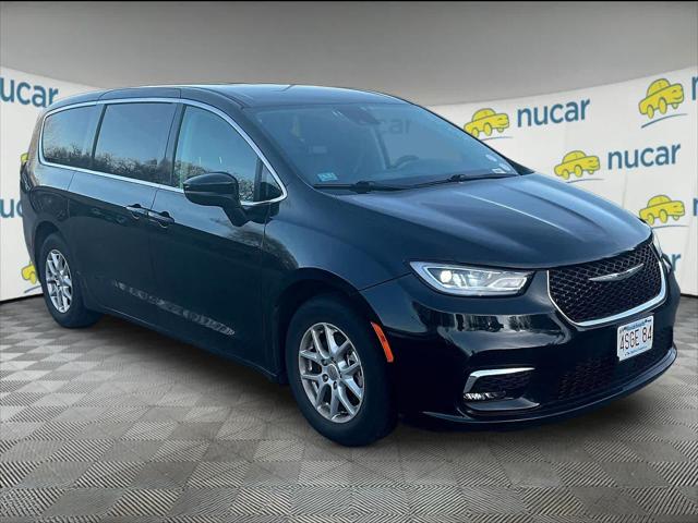 2023 Chrysler Pacifica Touring L for sale in Norwood, MA