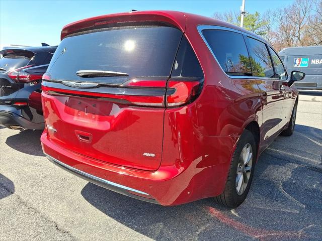 2024 Chrysler Pacifica Touring L AWD