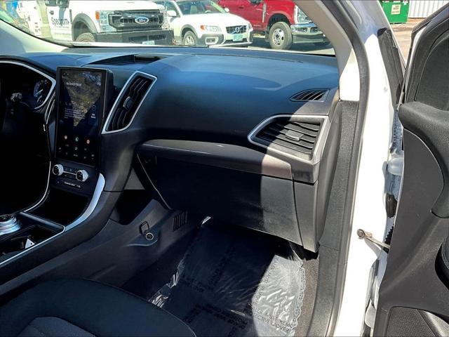 2021 Ford Edge SE