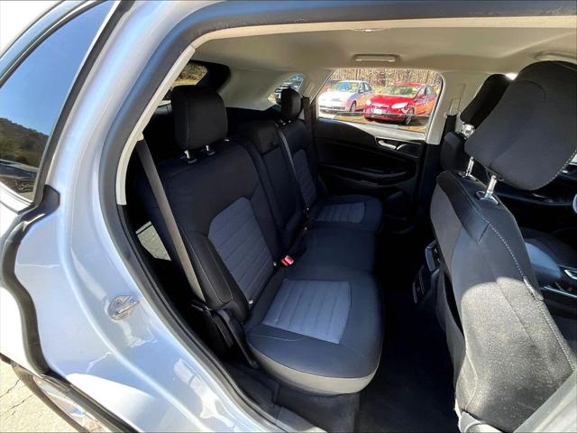 2021 Ford Edge SE