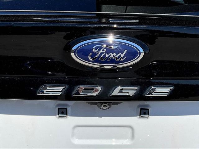2021 Ford Edge SE