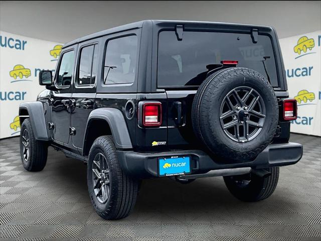 2025 Jeep Wrangler 4-Door Summit 4x4