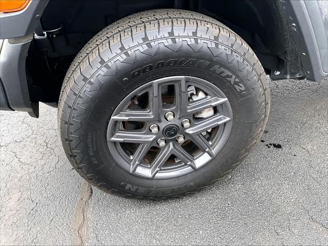2025 Jeep Wrangler 4-Door Summit 4x4