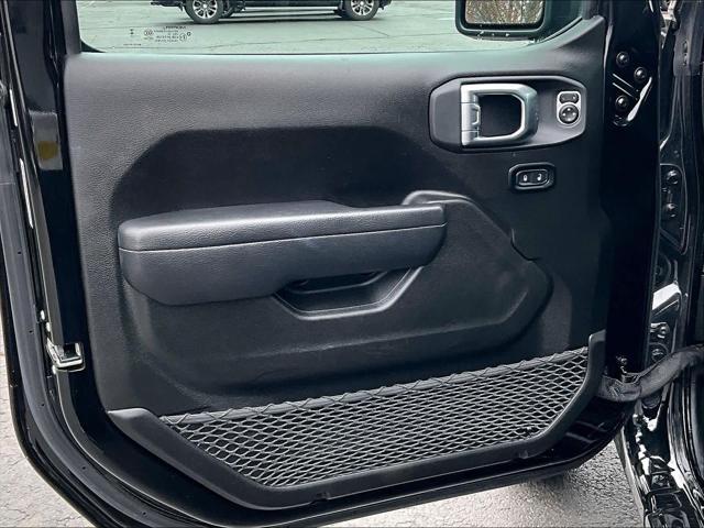 2025 Jeep Wrangler 4-Door Summit 4x4