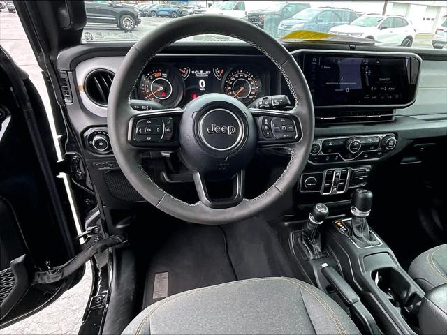 2025 Jeep Wrangler 4-Door Summit 4x4