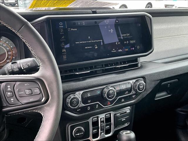 2025 Jeep Wrangler 4-Door Summit 4x4