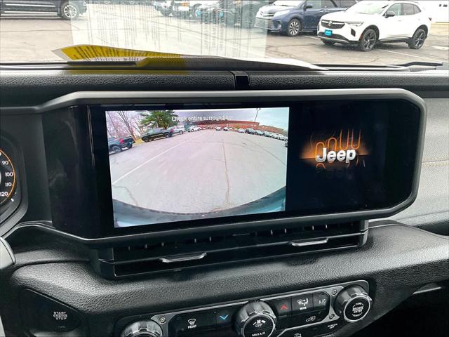 2025 Jeep Wrangler 4-Door Summit 4x4