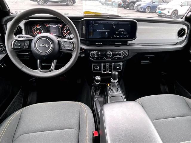 2025 Jeep Wrangler 4-Door Summit 4x4