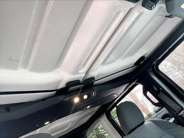 2025 Jeep Wrangler 4-Door Summit 4x4
