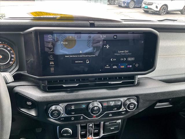 2025 Jeep Wrangler 4-Door Summit 4x4