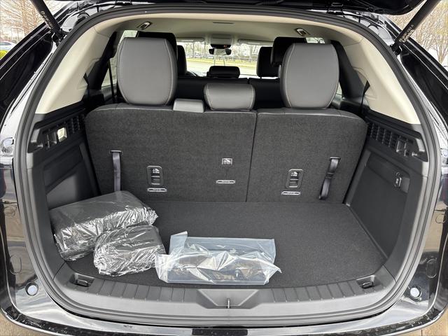2026 Mazda X-90 3.3 Turbo Select