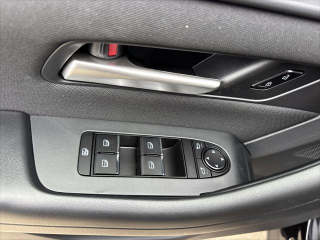 2026 Mazda X-90 3.3 Turbo Select